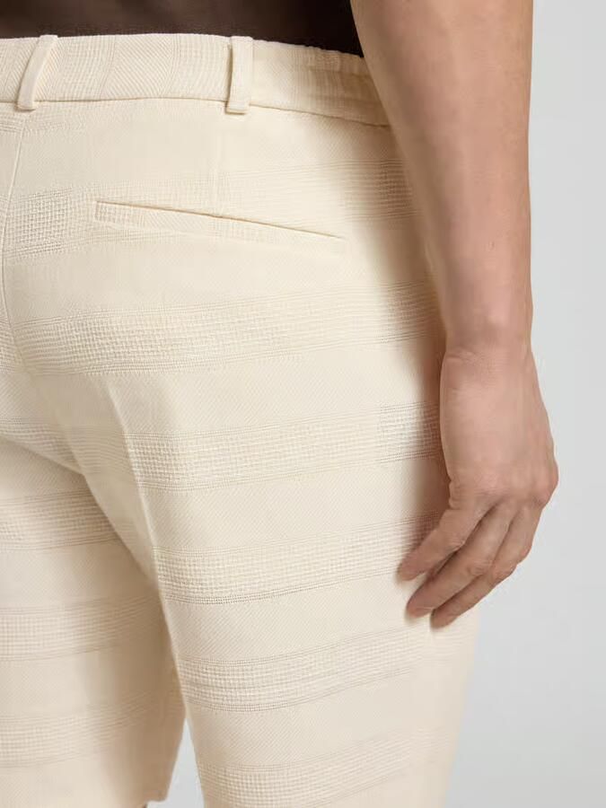 Zuitable Shorts met structuurpatroon en steekzakken