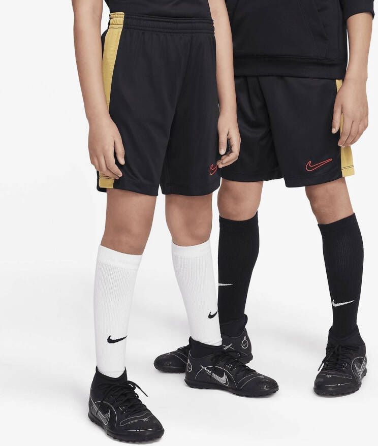 Nike academy 23 voetbalbroekje zwart kinderen
