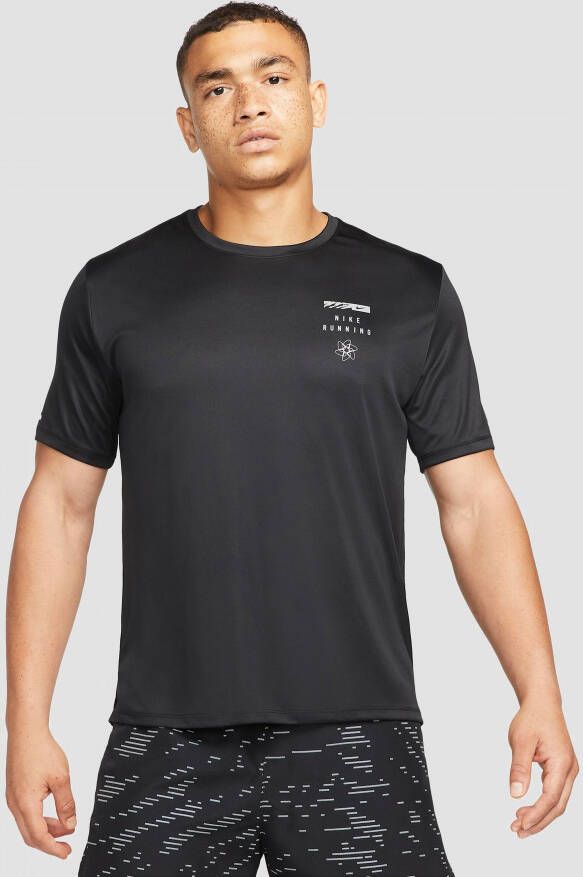 Nike Runningshirt Dri FIT UV Run Division Miler Men's Graphic Short Sleeve Top