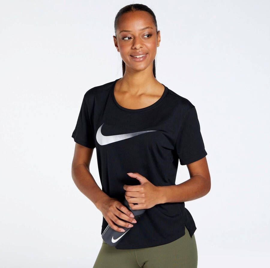 Nike swoosh hardloopshirt zwart dames