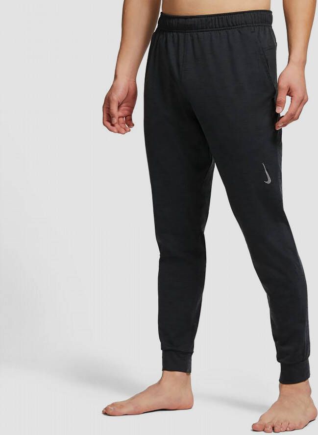 Nike yoga dri fit sportbroek zwart heren