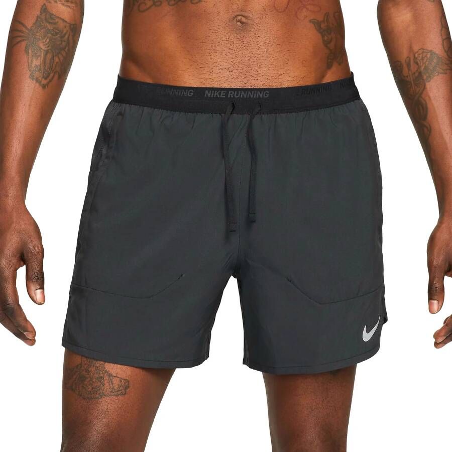 Nike Stride Dri-FIT hardloopshorts met binnenbroek voor heren (13 cm) Zwart