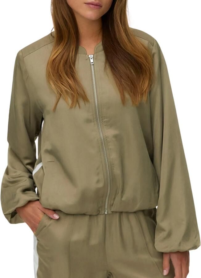 Vero Moda Vina Detail Bomber Vest Dames