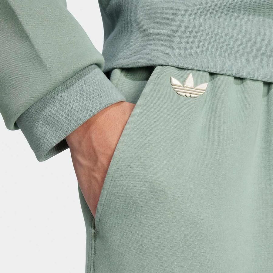 Adidas Originals Neuclassics Broek Men Trainingsbroeken groen Maat XXL Kleding