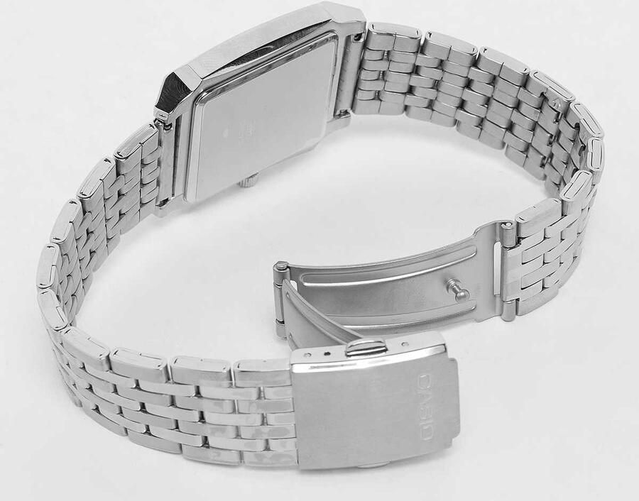 Casio MTP-B190D-1BVEF Unisex Horloges zilver Maat ONE SIZE Accessoires