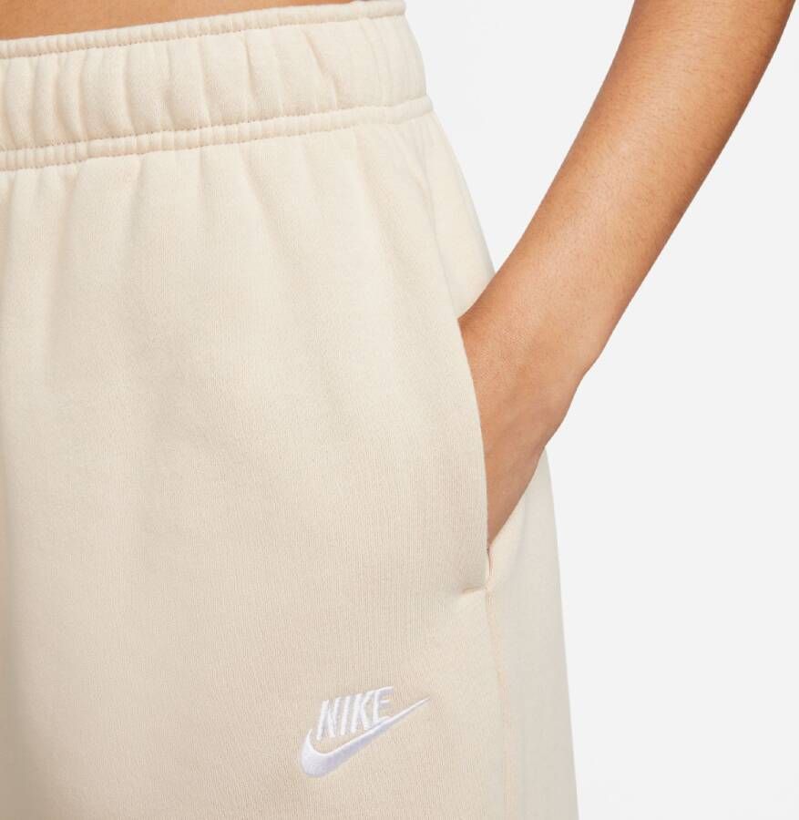Nike Sportswear Club Fleece Mid-rise Oversized Sweatpants Trainingsbroeken Kleding sanddrift white maat: XS beschikbare maaten:XS M L