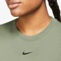 Nike Sportswear Essential Slim-fit Crop T-shirt T-shirts Kleding oil green black maat: S beschikbare maaten:XS S M L XL - Thumbnail 8