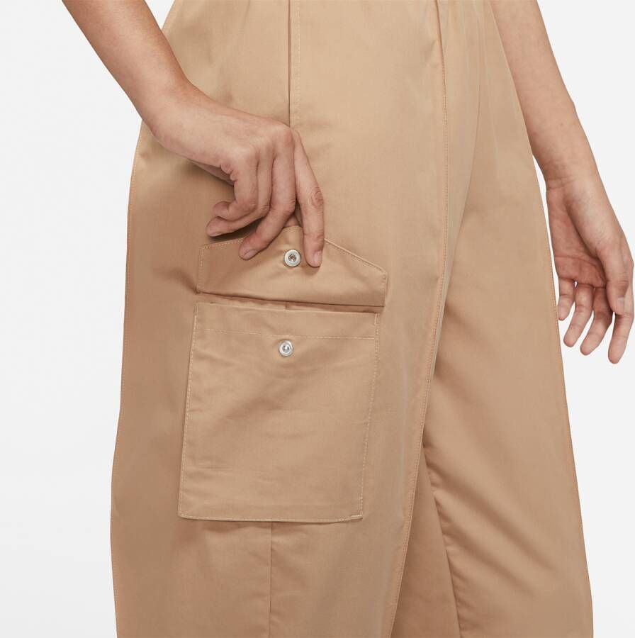 Nike Sportswear Essentials Curve Woven High-Rise Pants