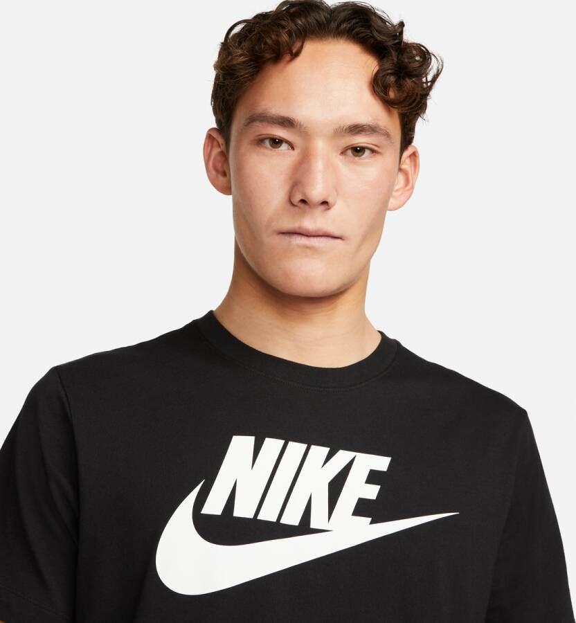 Nike Sportswear Tee