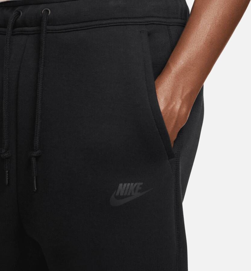Nike Tech Fleece Slim Fit Jogger Sweatpants Trainingsbroeken Kleding black black maat: L beschikbare maaten:XS S M L XL XXL