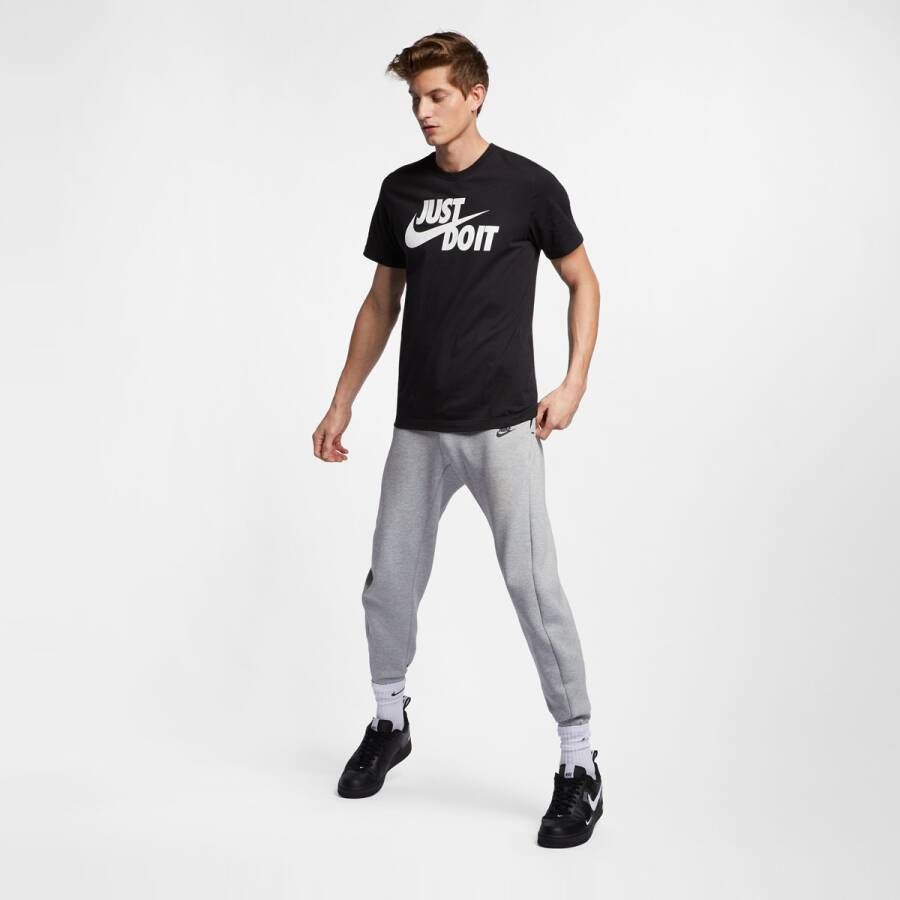 Nike Tee Just Do It Swoosh T-shirts Kleding black white maat: M beschikbare maaten:S M L
