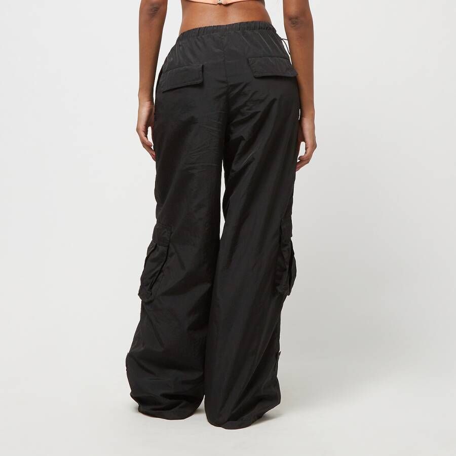 Urban Classics Ladies Wide Crinkle Nylon Cargo Pants