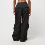 Urban Classics Wide Crinkle Nylon Cargo Pants Cargobroeken Kleding Black maat: M beschikbare maaten:M - Thumbnail 2