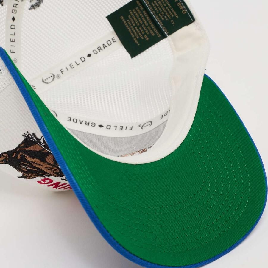 Field Grade Beware Of Dog Twill Mesh Trucker Unisex Caps multicolor Maat ONE SIZE Accessoires