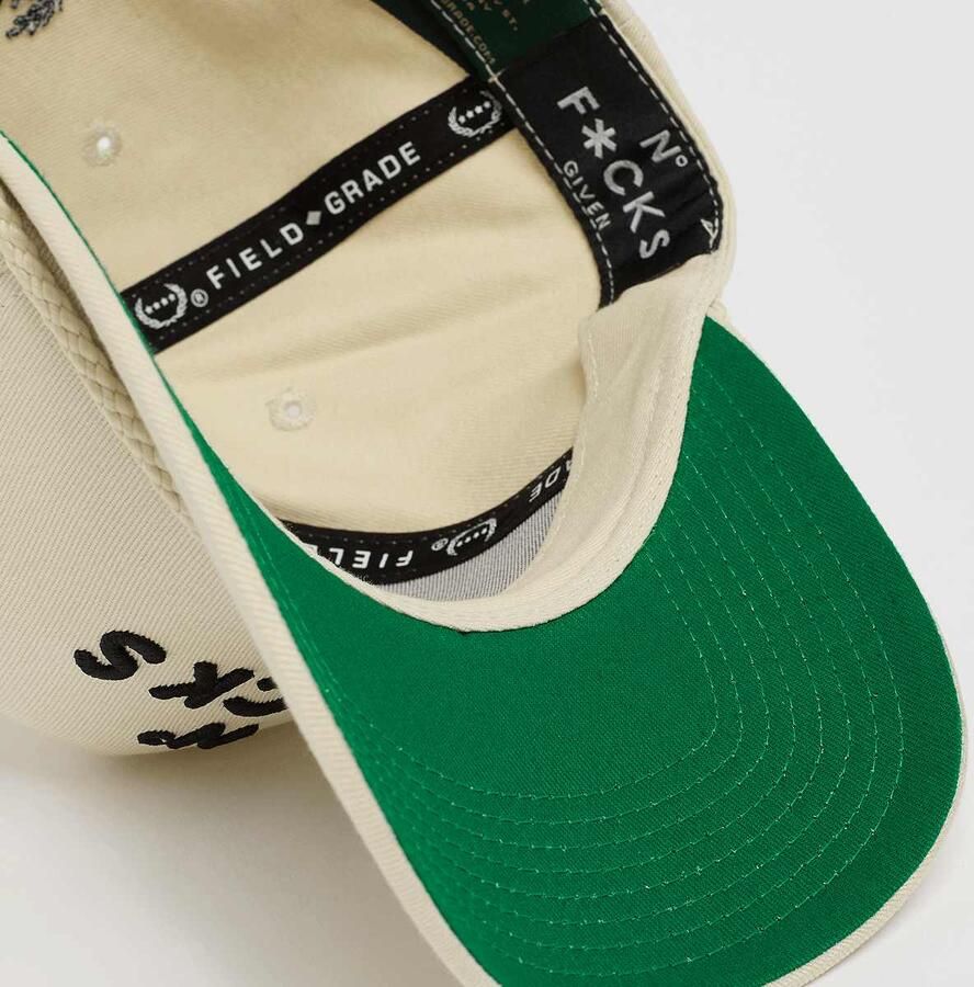 Field Grade No F*cks Given Twill Trucker Unisex Caps beige Maat ONE SIZE Accessoires