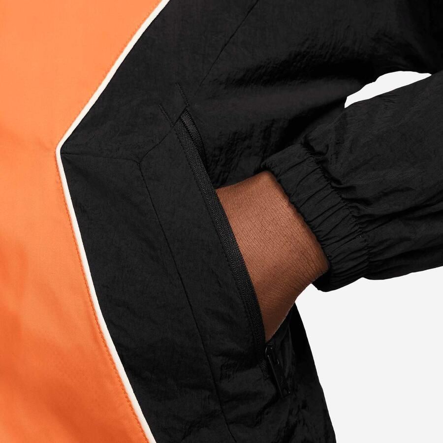 Jordan Essentials Draft Jacket Men Windbreakers oranje Maat XL Kleding