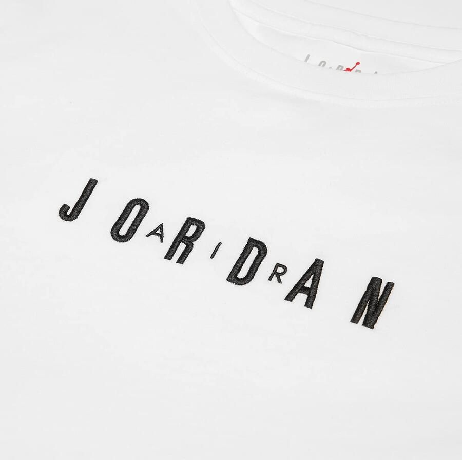 Jordan JDB Michael Jorddan Wordmark EMB Crew Unisex T-Shirts wit Maat 128-132 Kleding