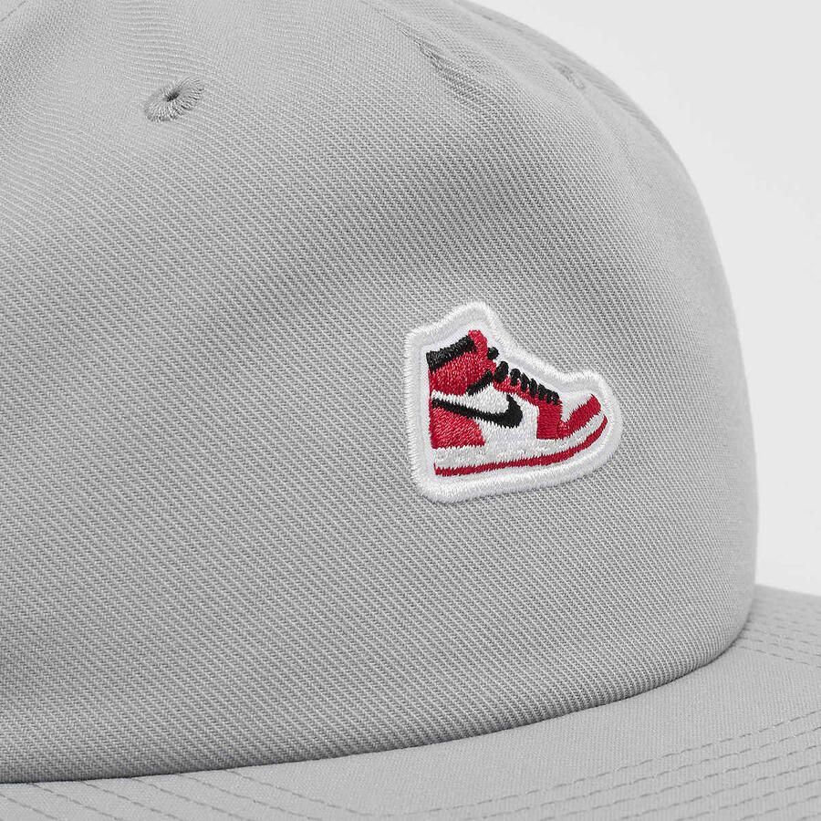 Jordan Pro Structured Sneaker Patch Cap Unisex Caps grijs Maat M L Accessoires