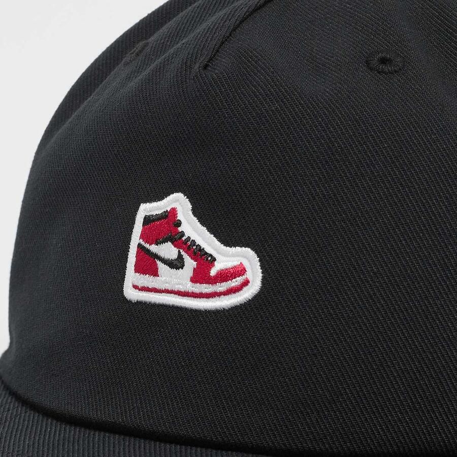 Jordan Pro Structured Sneaker Patch Cap Unisex Caps zwart Maat M L Accessoires