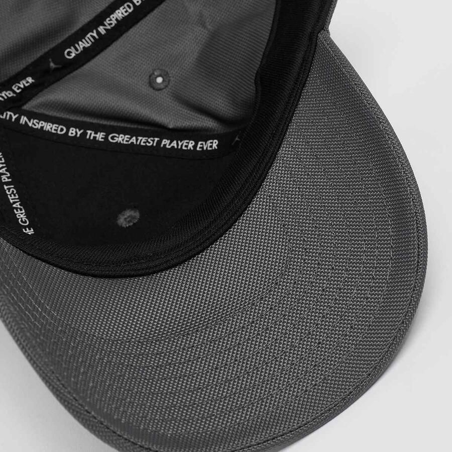 Jordan Rise Structured Metal Jump Cap Unisex Caps grijs Maat M L Accessoires