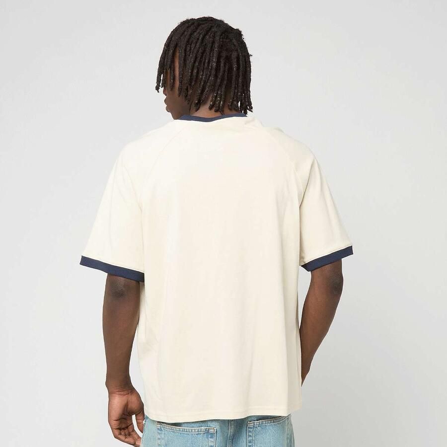Karl Kani College Regular Raglan T-Shirt Men T-Shirts & Polo's beige Maat XL Kleding