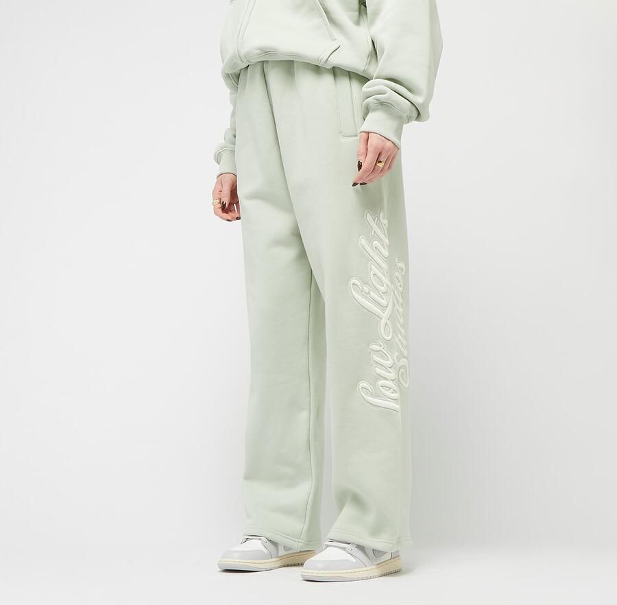 Low Lights Studios Woman Shutter Jogger Pants Avalanche Women Trainingsbroeken groen Maat XS Kleding - Foto 3