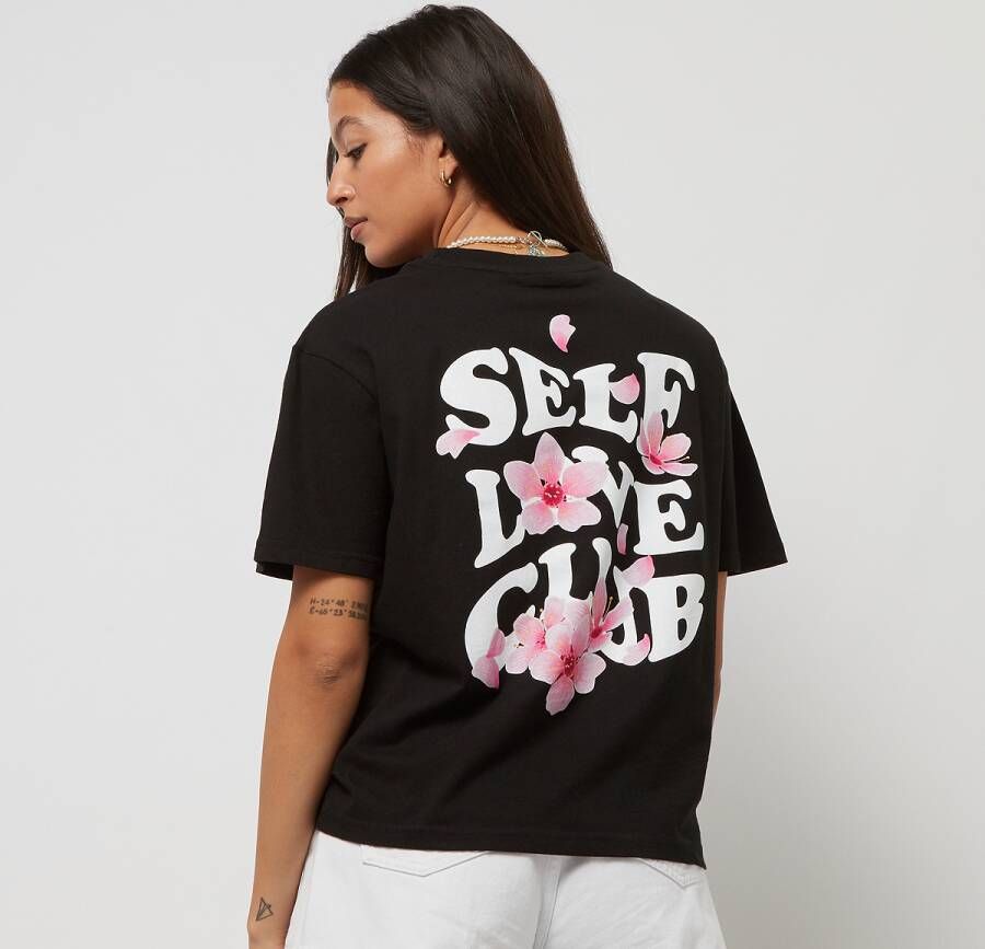Miss Tee Self Love Club Tee T-shirts Kleding Black maat: XL beschikbare maaten:XS S M XL