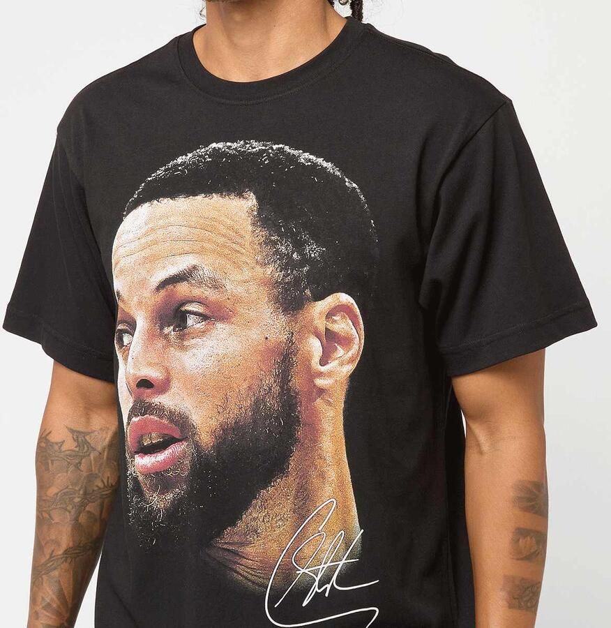 Mitchell & Ness NBPA Real Big Face Tee Stephan Curry Men T-Shirts Polo's zwart Maat XL Kleding - Foto 2