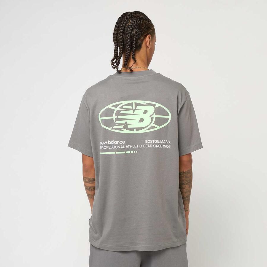 New Balance Back Print Graphic Tee Men T-Shirts & Polo's grijs Maat XL Kleding - Foto 1
