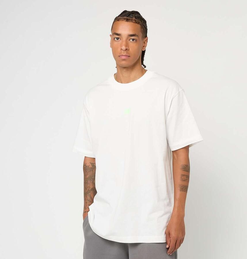 New Balance Back Print Graphic Tee Men T-Shirts & Polo's wit Maat XL Kleding - Foto 2