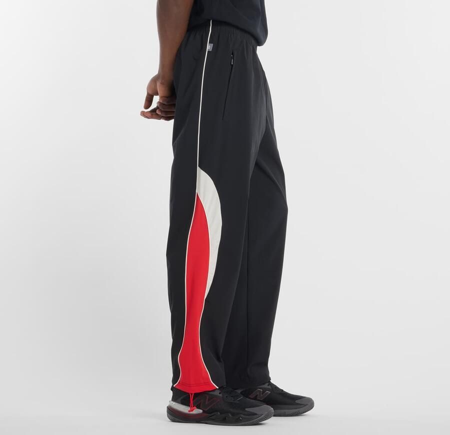 New Balance In Game Woven Track Pants Men Trainingsbroeken zwart Maat XL Kleding