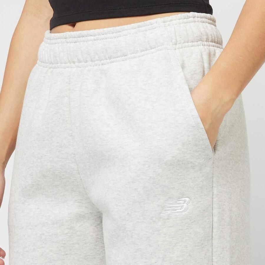 New Balance Sport Essentials Fleece Jogger Women Trainingsbroeken grijs Maat XS Kleding