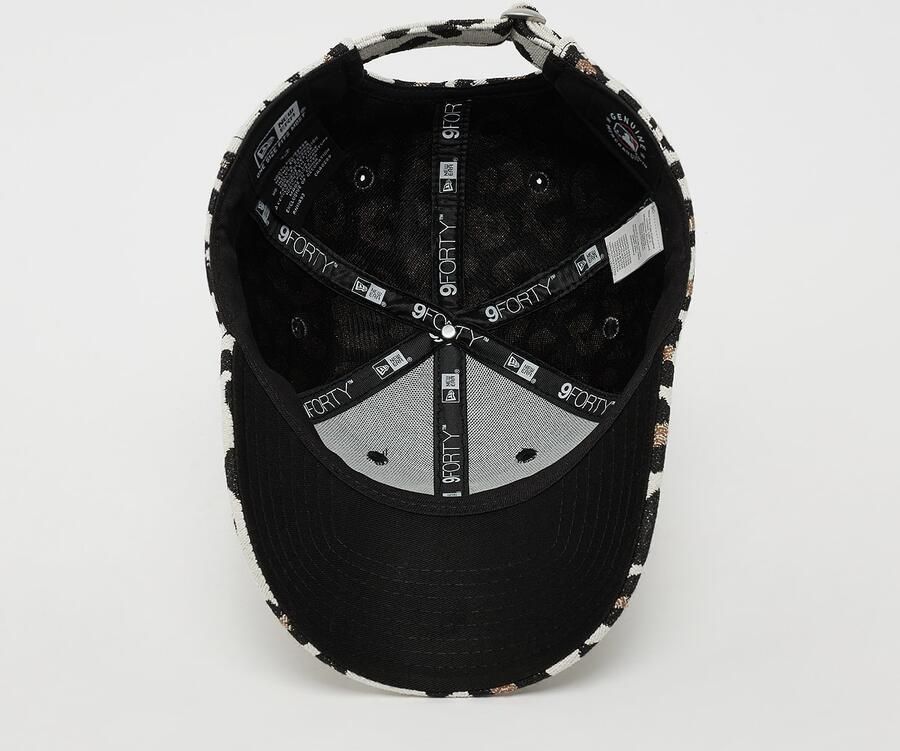 New era 9Twenty Female Leopard MLB York Yankees Women Baseball caps multicolor Maat ONE SIZE Accessoires