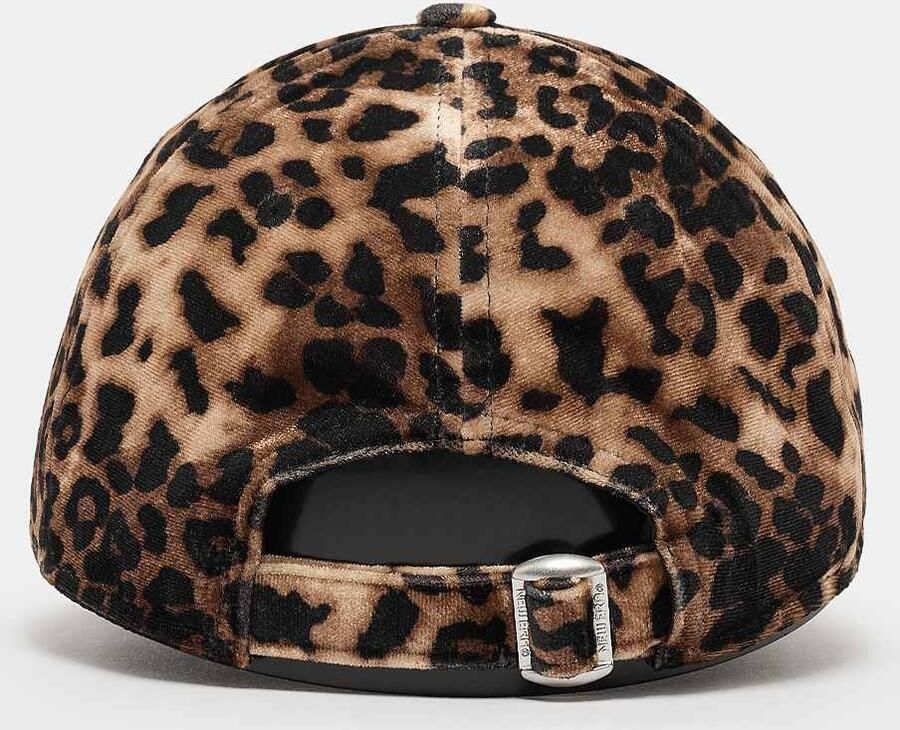 New era FEMALE 9FORTY Leo Velour MLB York Yankees Women Baseball caps bruin Maat ONE SIZE Accessoires - Foto 3