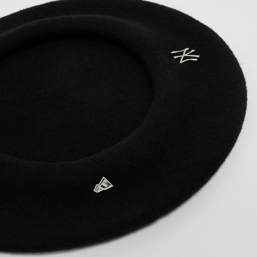 New era Female MLB York Yankees Pin Beret Women Caps & Mutsen zwart Maat ONE SIZE Accessoires
