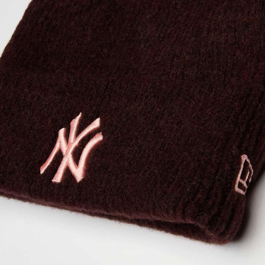 New era Female Wide Cuff Beanie York Yankees Women Mutsen bruin Maat ONE SIZE Accessoires