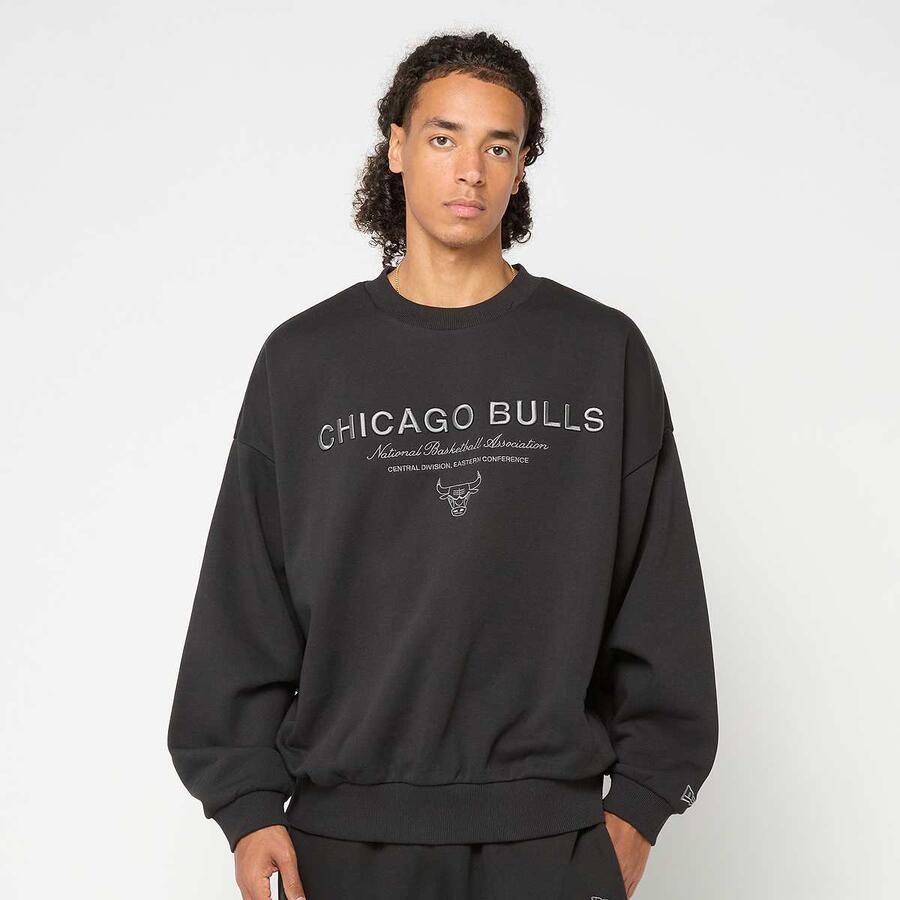 New era NBA Linear Graphic Boxy Crew Chicago Bulls Men Hoodies & Sweaters zwart Maat L Kleding - Foto 3