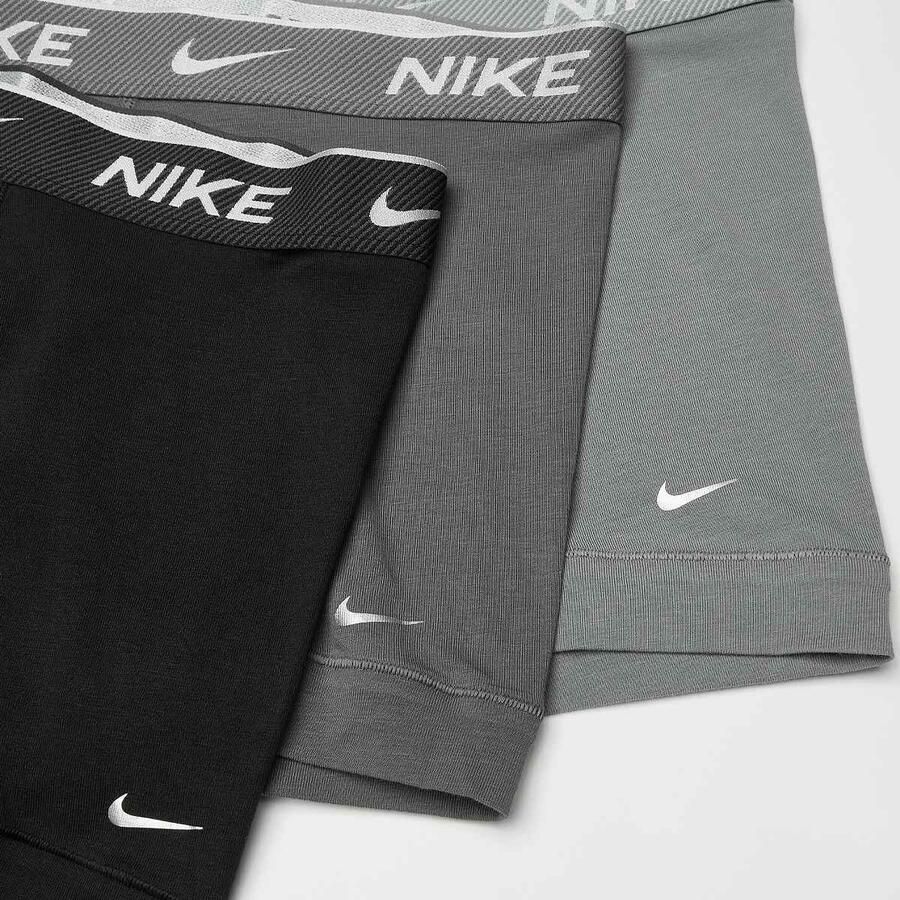 Nike 3 PACK Everyday Cotton Stretch Trunk Men Onderbroeken zwart Maat XL Kleding