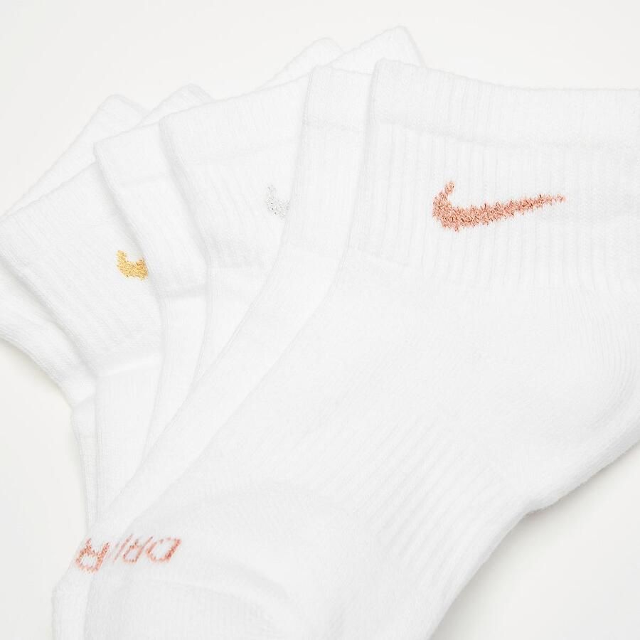 Nike 3 PACK Everyday Plus Unisex Sokken wit Maat 34-38 Kleding