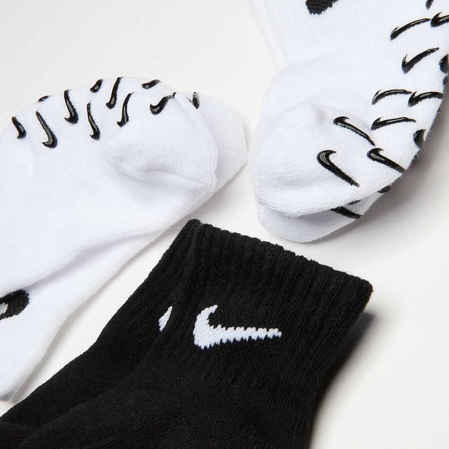 Nike 3 PACK NHN INF TODD GRIPPER QTR S white black Unisex Sokken wit Maat 12M-24M Kleding