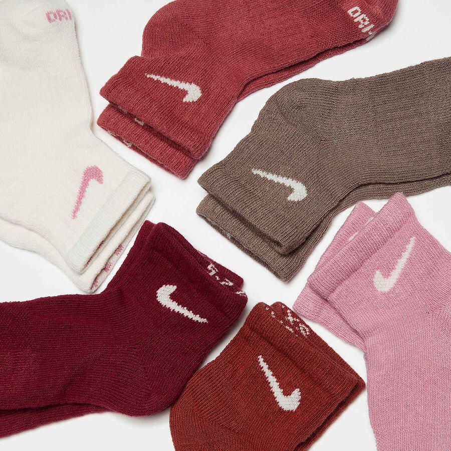Nike 6 PACK Dri-FIT Perfor ce Basic Quarter Socks Unisex Sokken multicolor Maat 4Y-5Y Kleding