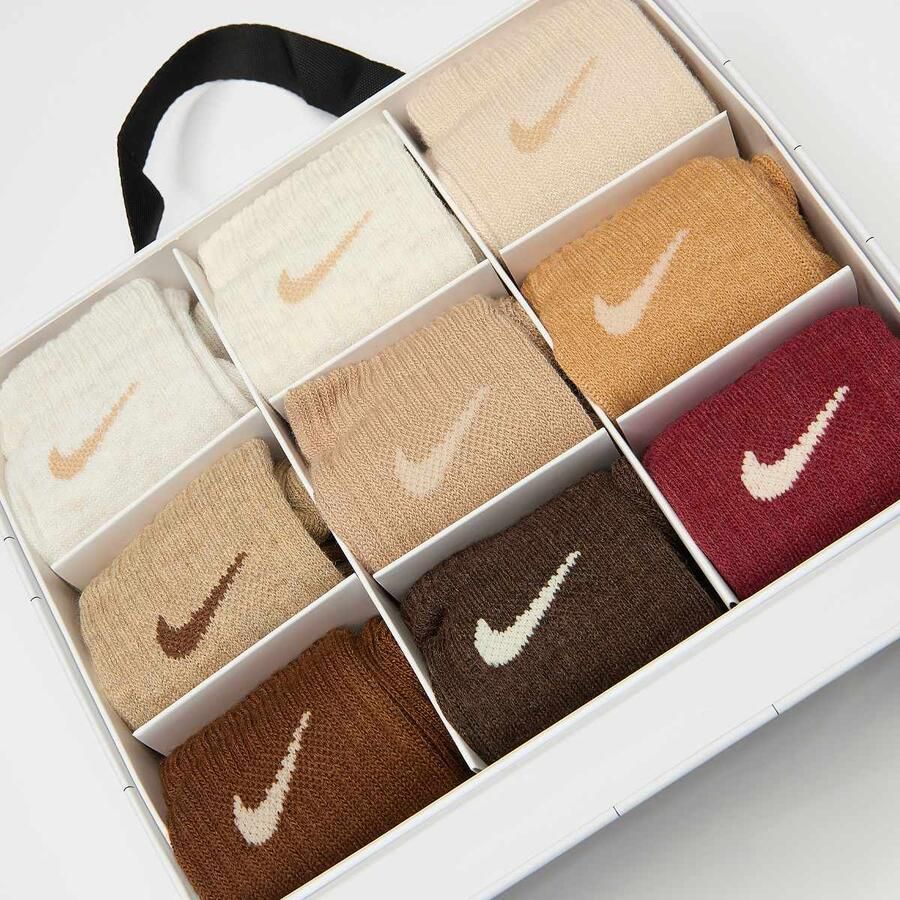 Nike 9 PACK NHN HOLIDAY CREW BOX SET white black Unisex Sokken multicolor Maat 5Y-7Y Kleding