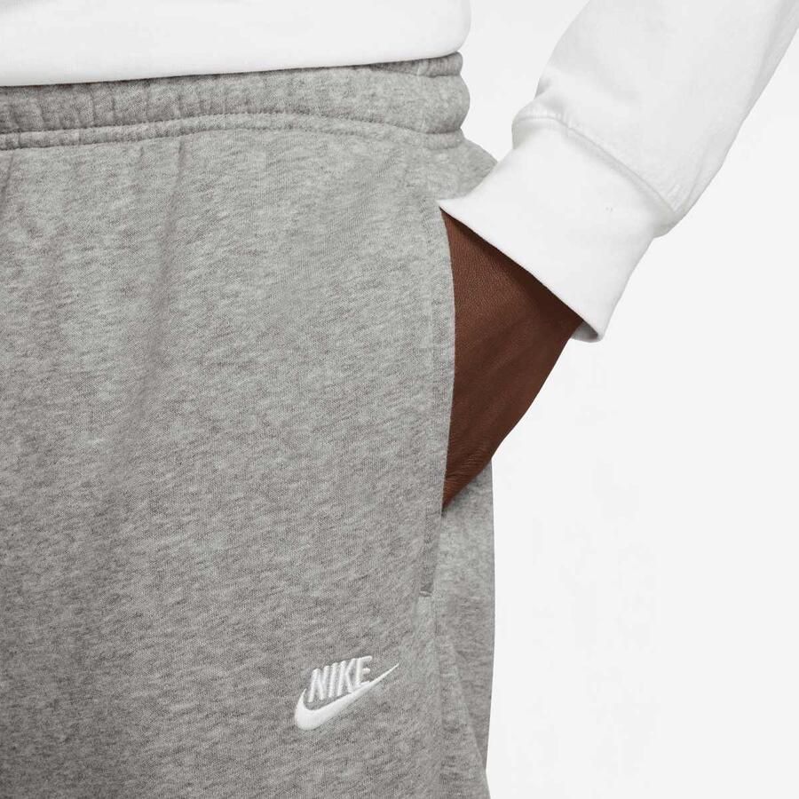 Nike Club Basketball Cuff Pant Men Trainingsbroeken grijs Maat XXL Kleding