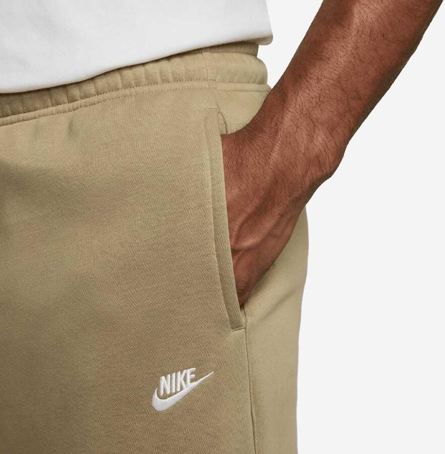 Nike Club Basketball Jogger Men Trainingsbroeken beige Maat XL Kleding