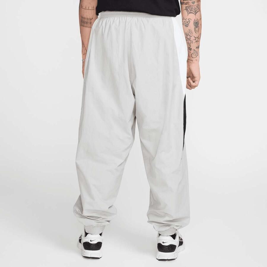 Nike Club Woven Oversized Track Pants Men Trainingsbroeken grijs Maat XXL Kleding - Foto 1