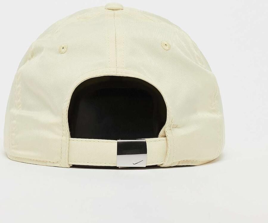 Nike Dri-Fit Club Unstructured Metal-Swoosh-Cap Unisex Caps beige Maat M L Accessoires - Foto 2