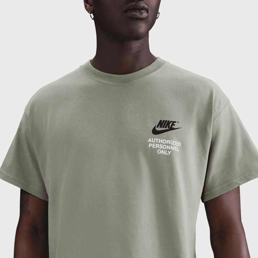 Nike Sportswear Athletic Short Sleeve Tee Men T-Shirts & Polo's groen Maat XL Kleding