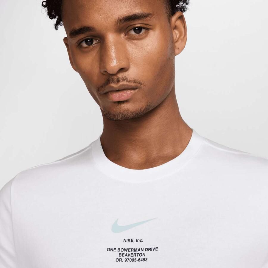 Nike Sportswear Athletic Tee Men T-Shirts & Polo's wit Maat XXL Kleding