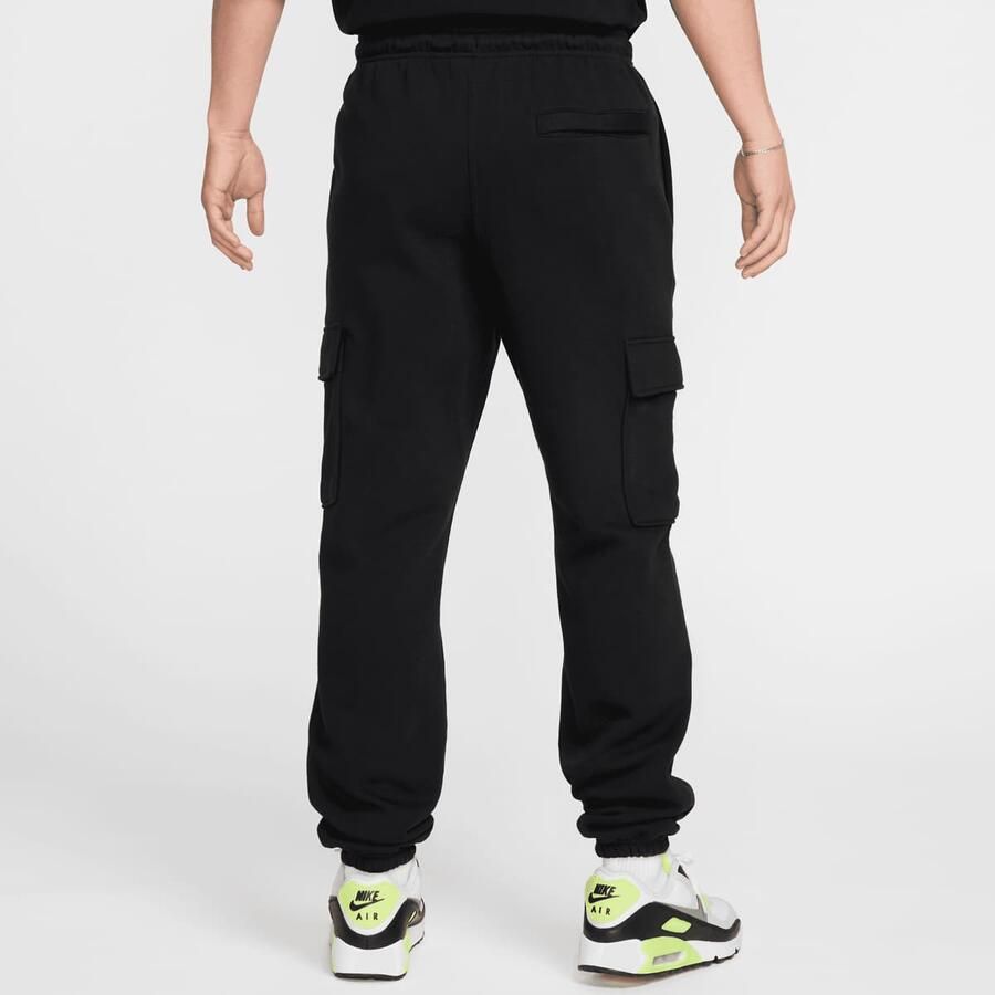 Nike Sportswear Club Basketball Cargo Pant men Cargobroeken zwart Maat XXL Kleding