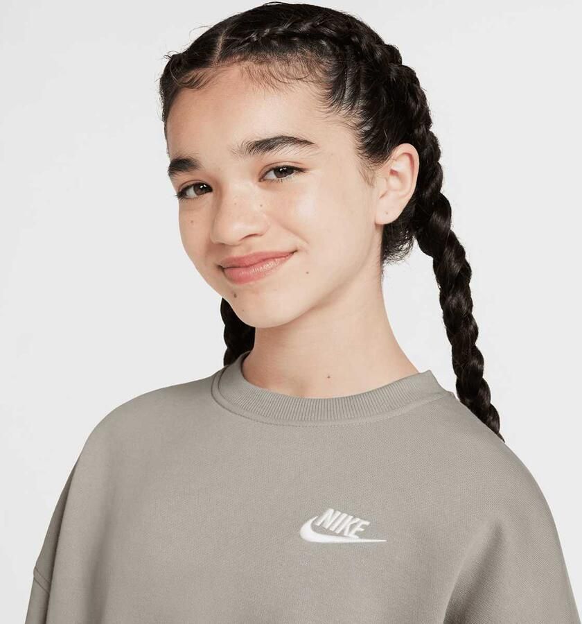 Nike Sportswear Club Fleece Boxy Crew Low Brand Read Unisex Hoodies & Sweaters grijs Kleding